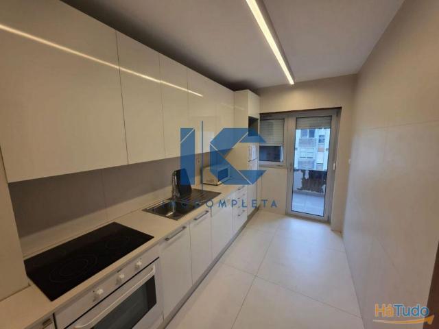 Apartamento T2 arrendamento | 26064074028