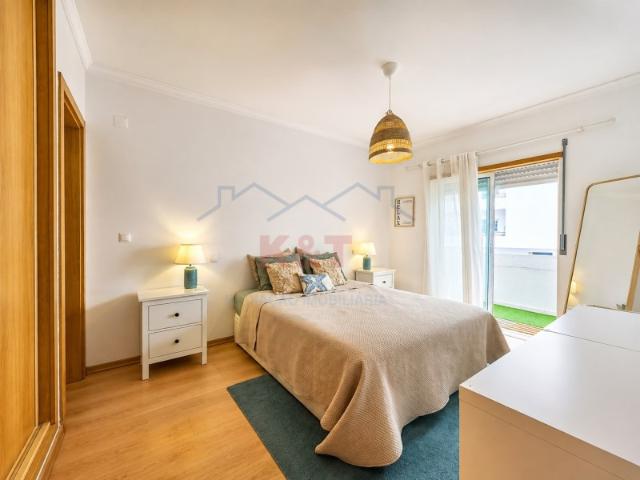 Apartamento T2 Arrendamento anual