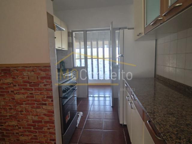 APARTAMENTO T2 ARRENDAMENTO ABRANTES