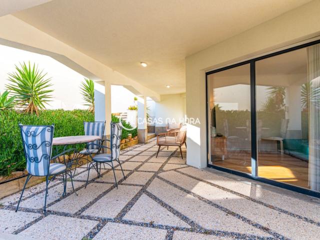 Apartamento T2 at Carcavelos e Parede Cascais, Portugal