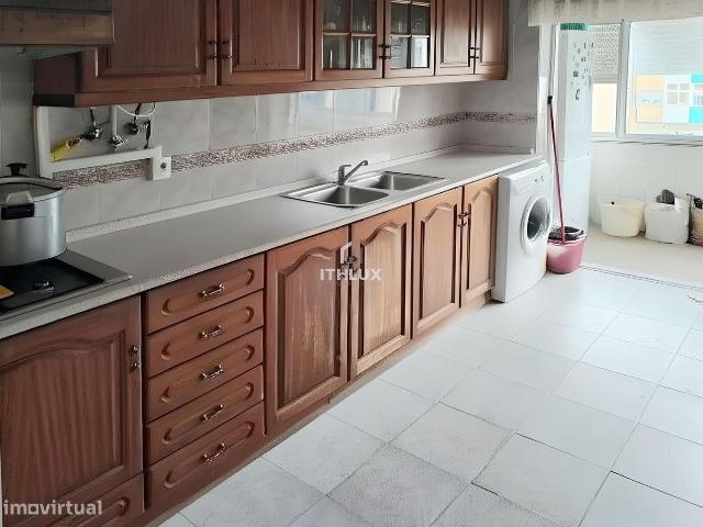 Apartamento T2 Baixa da Banheira