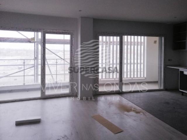Apartamento T3 c/ parqueamento, em Santa Marta do Pinhal Corroios