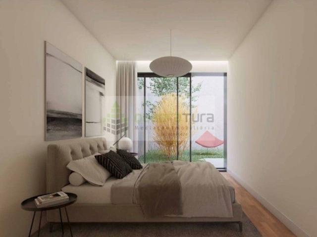 Apartamento T2 | C/ Terraço 20m2 | C/ Arrumos