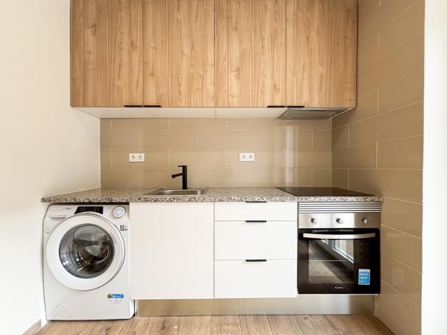 Apartamento T2 c/ Terraço na Cruz Quebrada