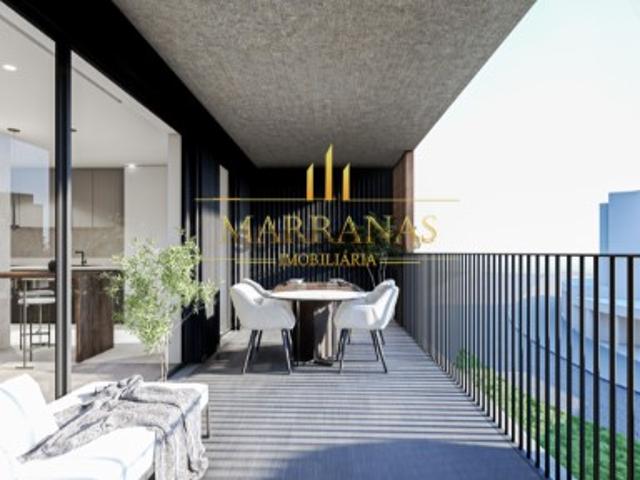 Apartamento T2 c/ varanda