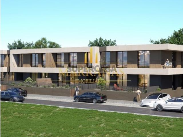 Apartamento T2 c/ varanda