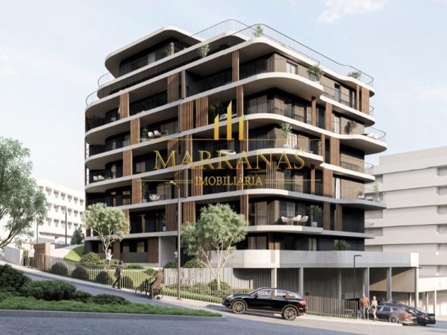Apartamento T2 c/ varanda