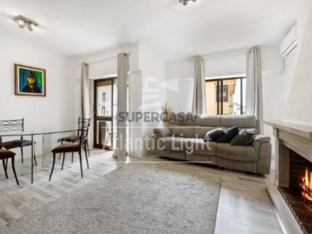 Apartamento T2 Centro Carcavelos Sassoeiros