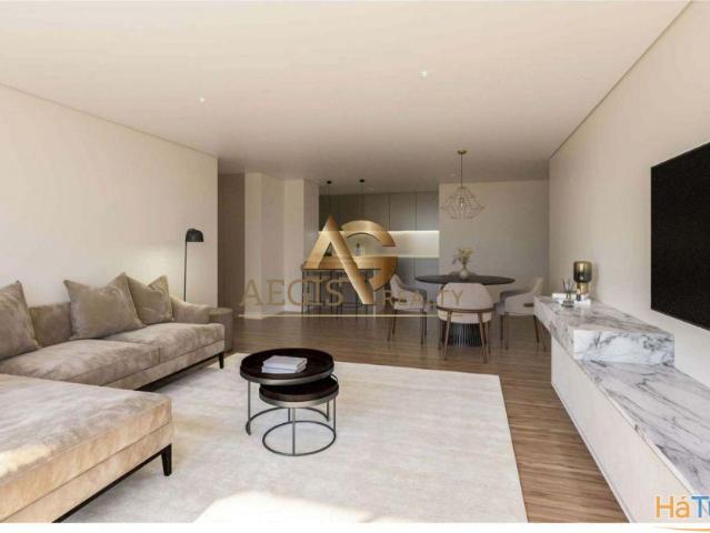 Apartamento T2 Centro do Funchal | 26063637132