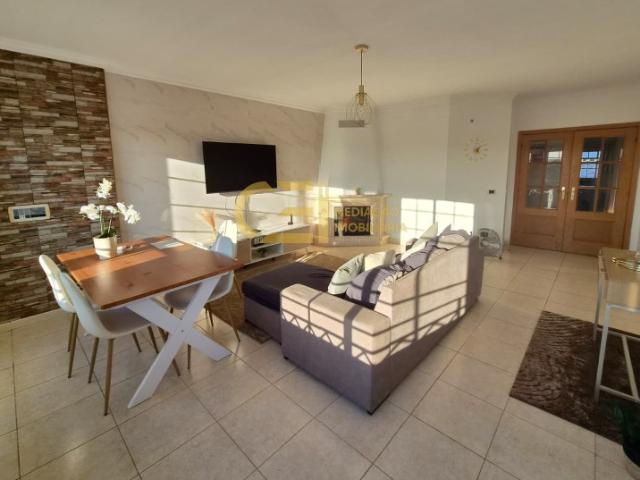 Apartamento T2 * Centro de Almeirim