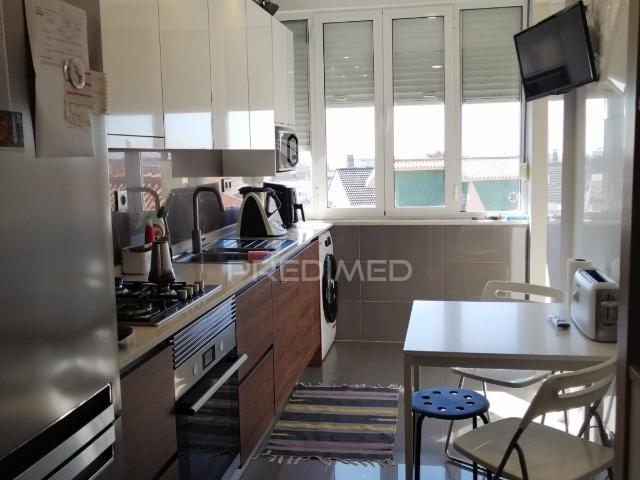 Apartamento T2 Centro Queijas