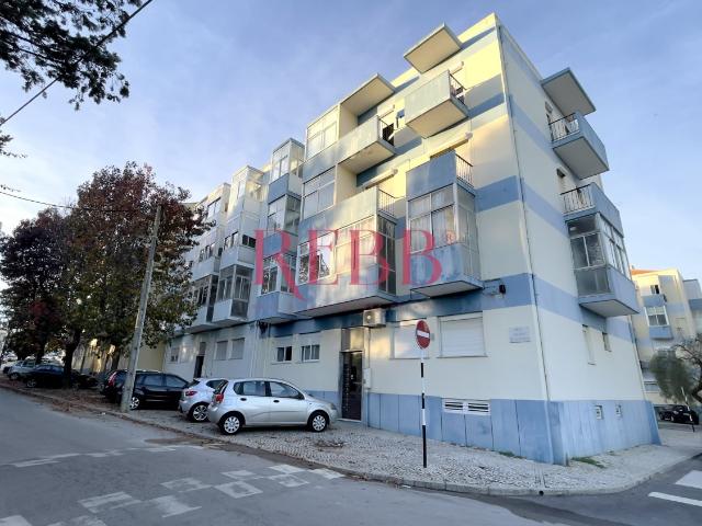 Apartamento T2, Charneca de Caparica e Sobreda, Almada | BPI Expresso Imobiliário