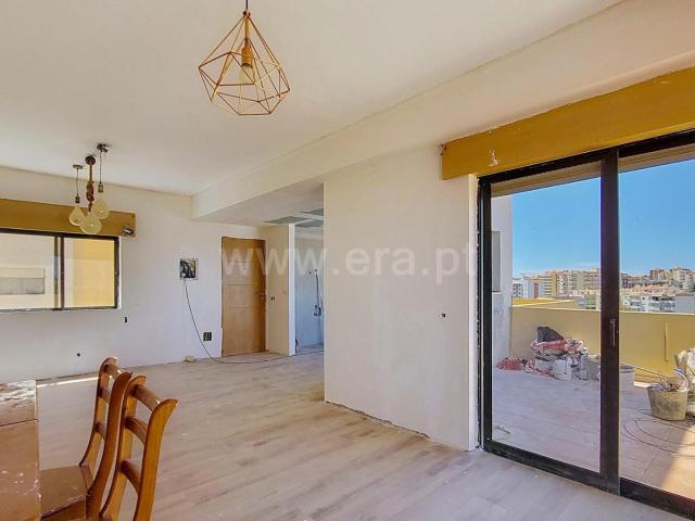Apartamento T2 com 3 terraços 65m² Portimão