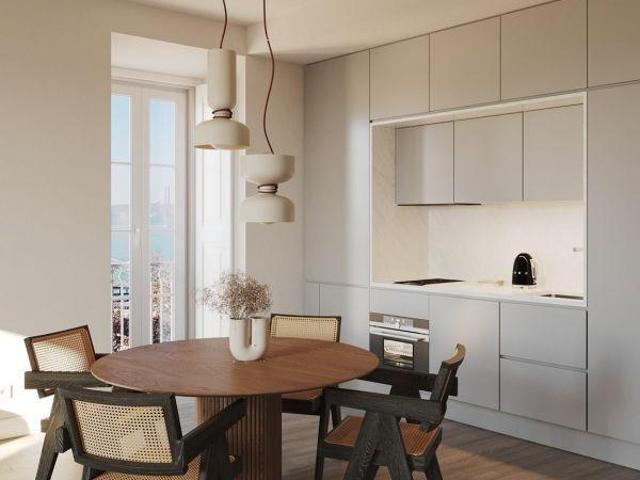 Apartamento T2 com 130 m² entre Chiado e Bairro Alto | 26054078405