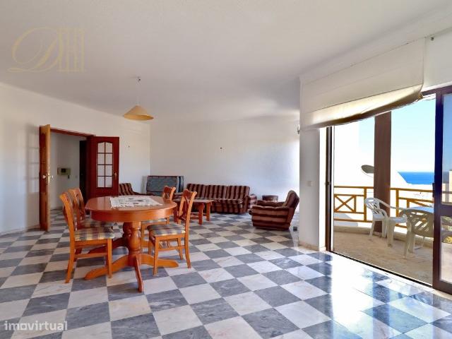 Apartamento T2 com 2 wc, com vista mar, em Lagos