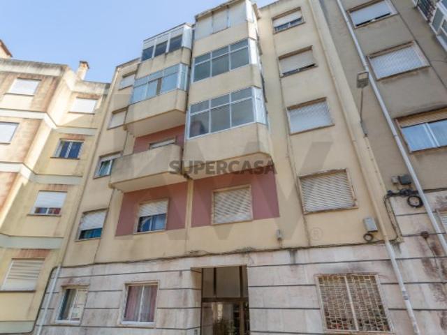 Apartamento T2 com 55,62m² na Venteira