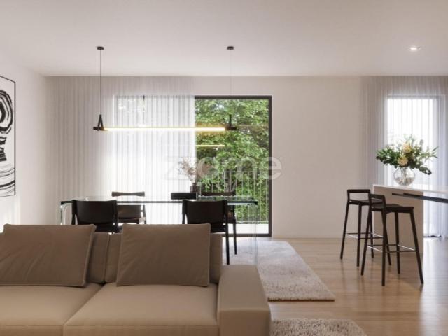 Apartamento T2 com garagem e terraço em S. Vicente