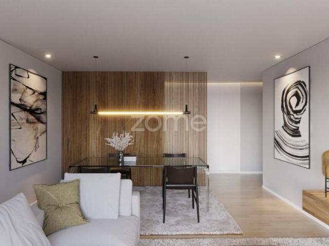 Apartamento T2 com garagem e terraço em S. Vitor
