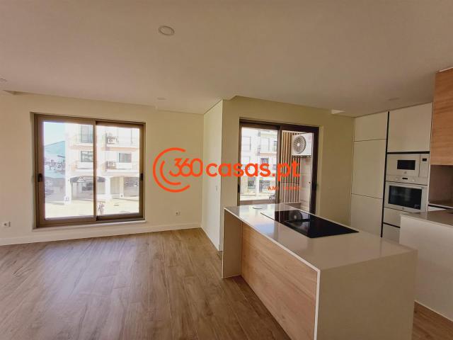 Apartamento T2 com garagem e varanda em Almancil 126m² Almancil