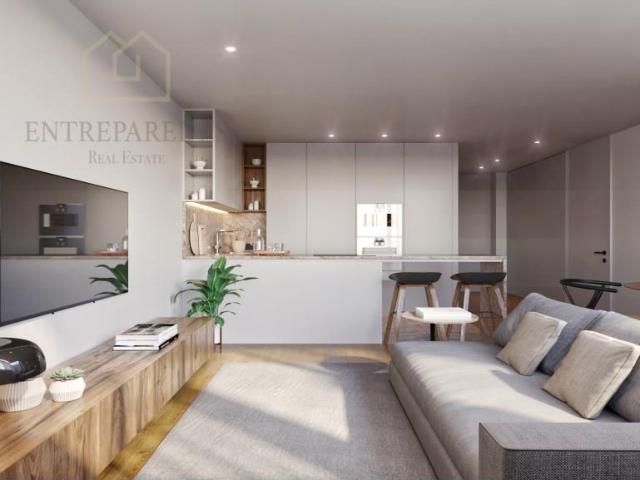 Apartamento T2 com garagem e varanda para comprar no centro. 98m² Oliveira do douro