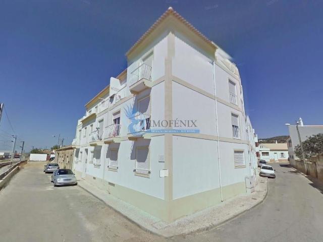 Apartamento T2 com garagem em zona central de Tunes 114m² Algoz e Tunes