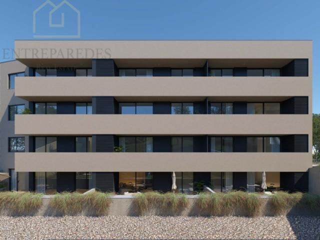 Apartamento T2 com garagem para comprar em Novo Empreendimento em Vila Nova de Gaia Porto