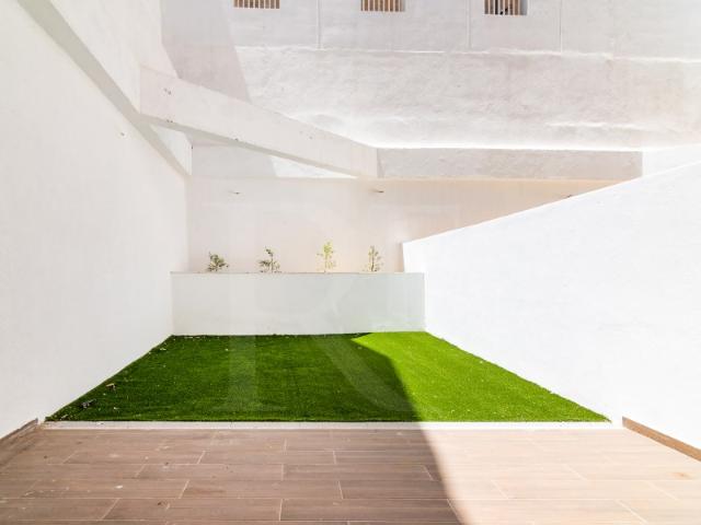 Apartamento T2 com Grande Jardim Privado Anjos 49