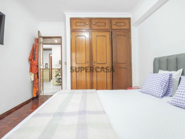 Apartamento T2 com elevador 5 min a pé da estação de comboios