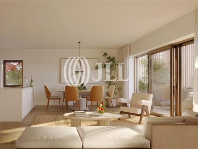 Apartamento T2 com estacionamento, em Telheiras, Lisboa