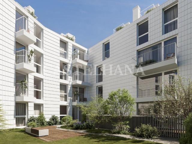 Apartamento T2 com estacionamento, localizado em Alcântara. 78m² Alcântara