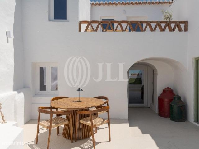 Apartamento T2 com jardim e piscina, em Borba, Alentejo