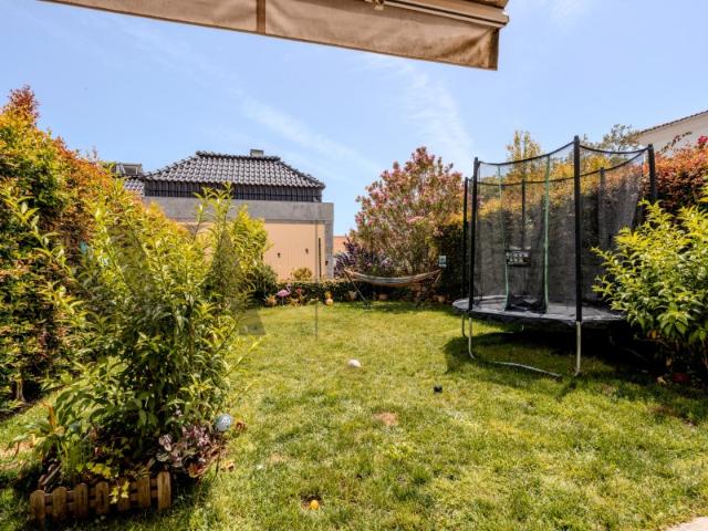 APARTAMENTO T2 COM JARDIM PRIVATIVO, GARAGEM E ARRECADAÇÃO, CENTRO HISTÓRICO, CASCAIS