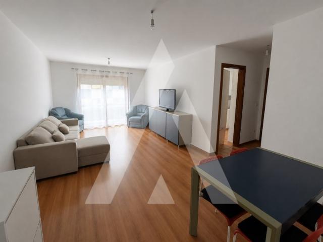 Apartamento T2 com lugar de garagem e arrumos a 5 Minutos do Glicínias!
