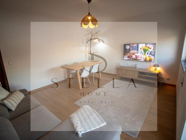 Apartamento T2 com sotão e garagem em Quinta de Santa Apolónia Coimbra Portugal