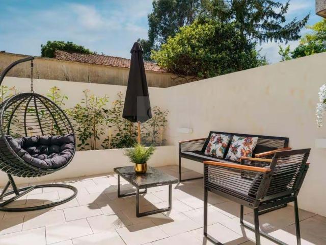 Apartamento T2 com Pátio no Porto