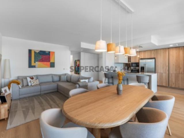 Apartamento T2 com piscina, Belas Clube de Campo, Sintra