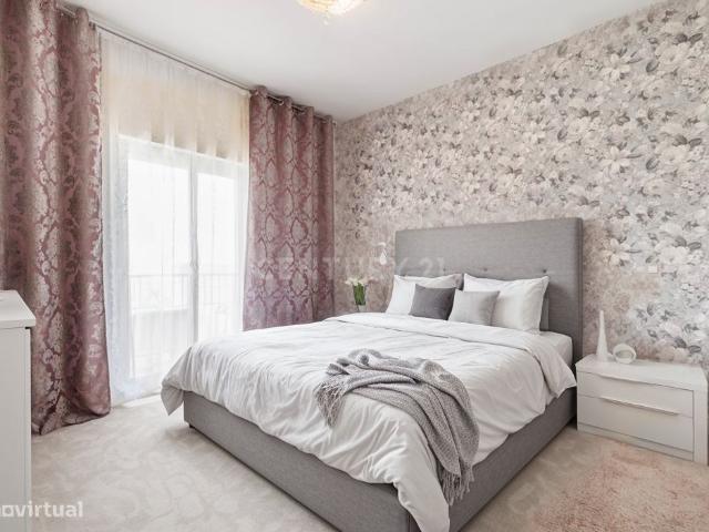 Apartamento T2 com piscina e garagem em Albufeira