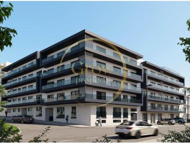 Apartamento T2, com piscina, em Quelfes 93m² Quelfes