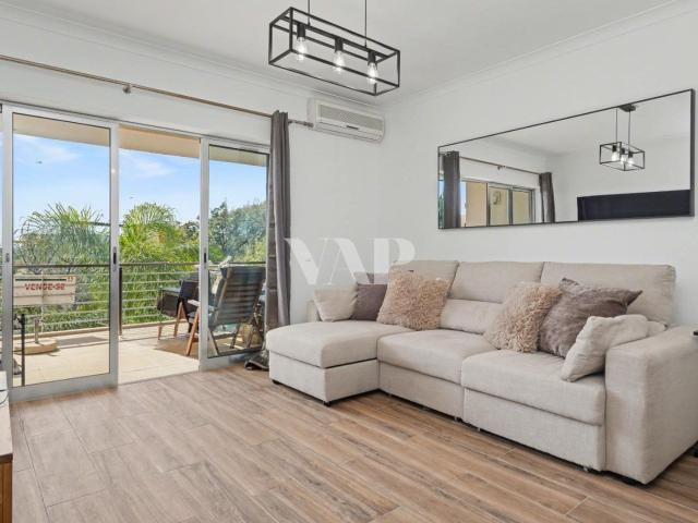 Apartamento T2 com Piscina, Garagem e Vista Golfe em Vilamou. 176m² Vilamoura