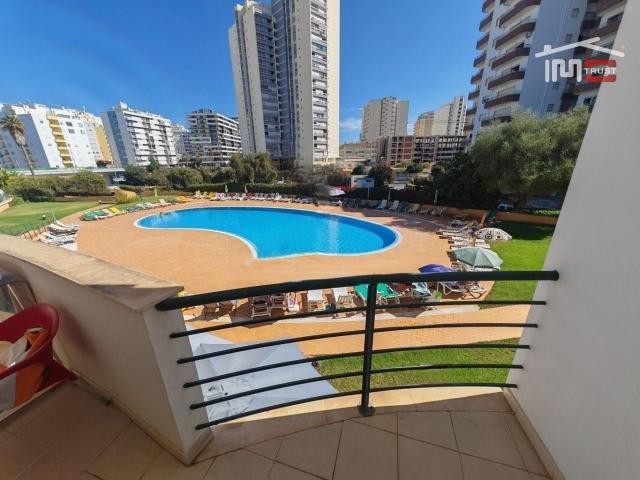 APARTAMENTO T2 COM PISCINA NO CONDOMINIO PRIVADO PRIMAVERA NA PRAIA DA ROCHA EM PORTIMÃO