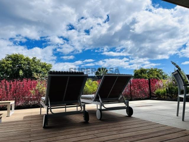 Apartamento T2 com piscina privativa no Savoy Residence Monumentalis