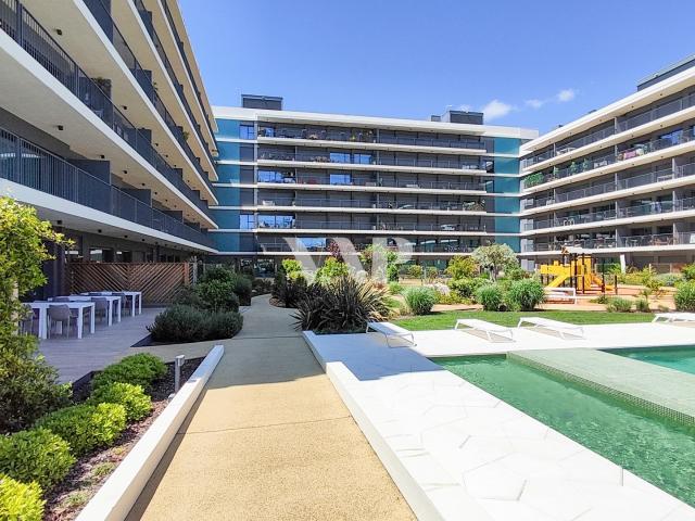 Apartamento T2 com Rooftop Privado e Vista para a Ria Formosa – Faro