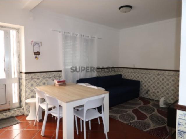 Apartamento T2 com terraço