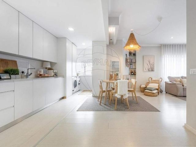 Apartamento T2 com Terraço Último Piso em São Vicente 0m² Braga São Vicente