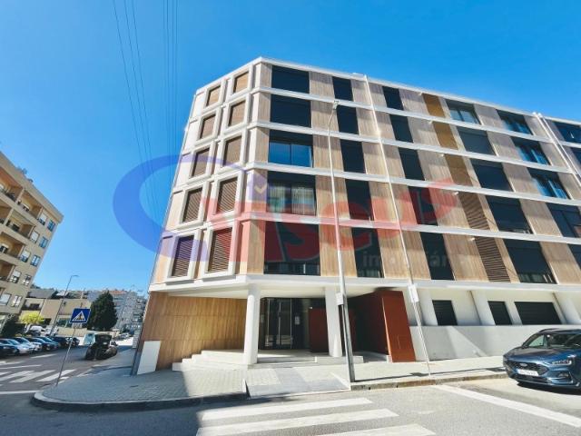 Apartamento T2 com terraço Centro Oliveira do Douro