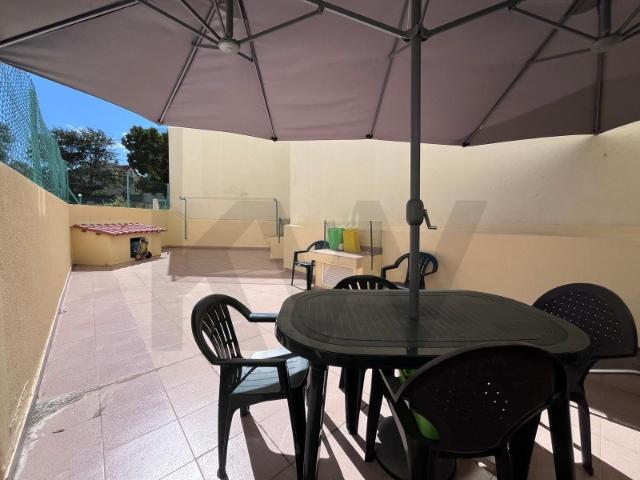 Apartamento T2 com Terraço de 50 m² e Box Fechada O Seu Novo Refúgio em Rio de Mouro!