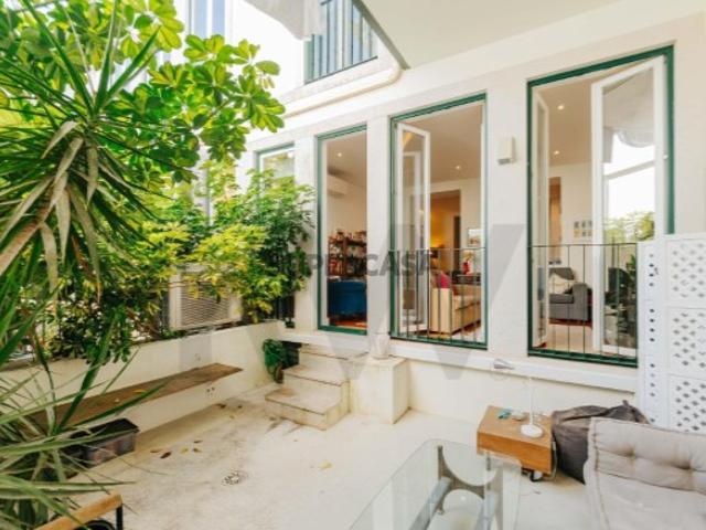 Apartamento T2 com Terraço em Algés 91,5m2