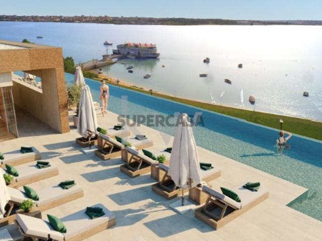 Apartamento T2 com terraço no Empreendimento Upon Bay, na Baía do Seixal
