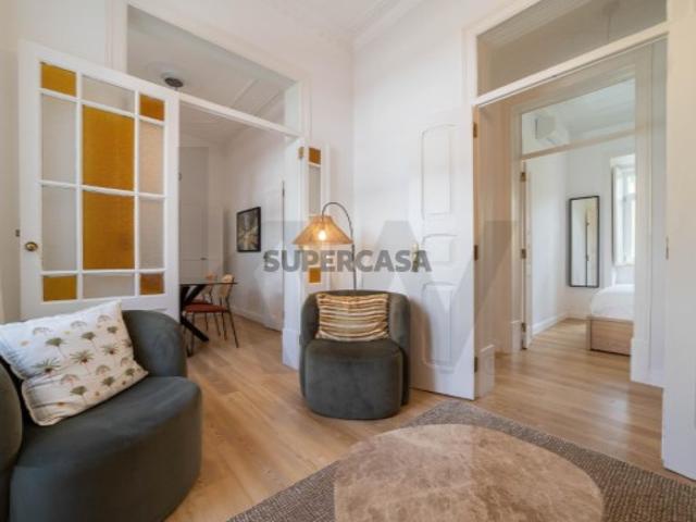 Apartamento T2 com terraço no Príncipe Real