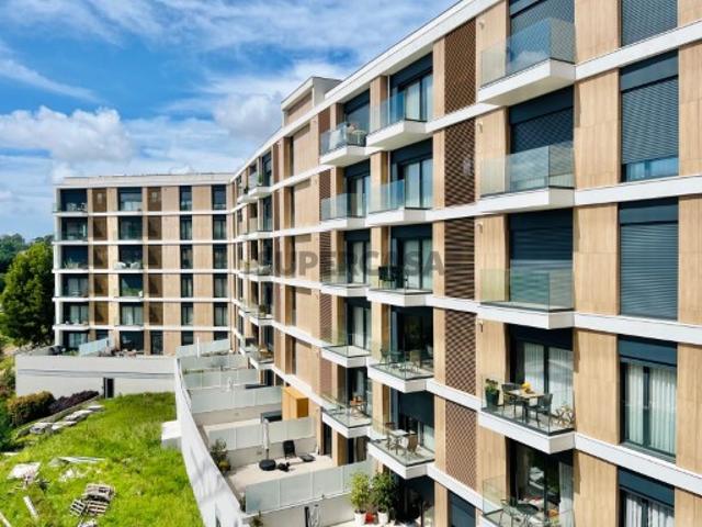Apartamento T2 com Terraço Oliveira do Douro